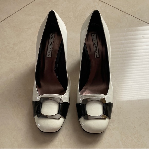 Via Spiga Made in Italy Genuine Leather Black and White Retro Heels with Buckle - Picture 1 of 5